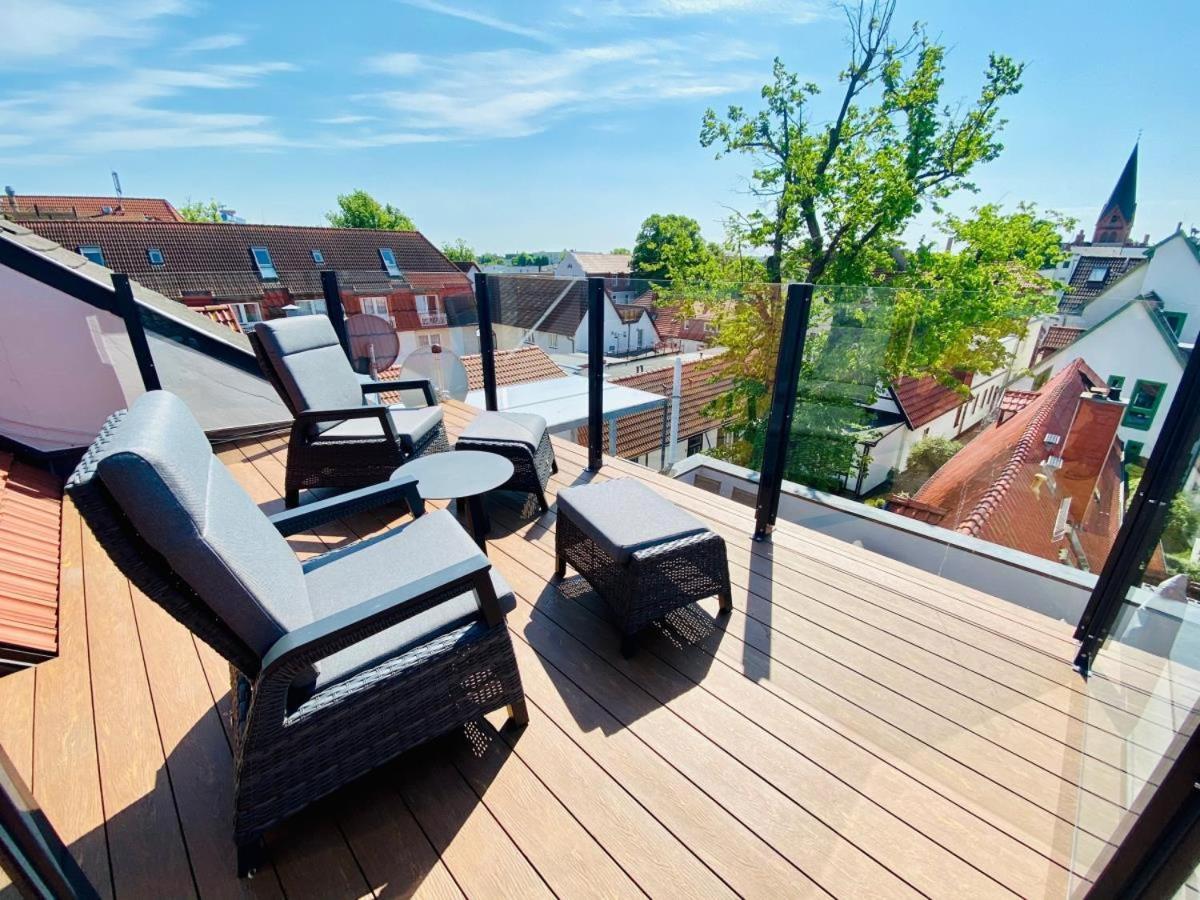 Sonnenschein, Direkt Am Alten Strom Rostock Exterior foto